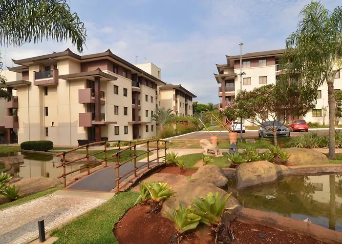 Life 209 Apto Em Resort Beira Lago Com Tv Smart